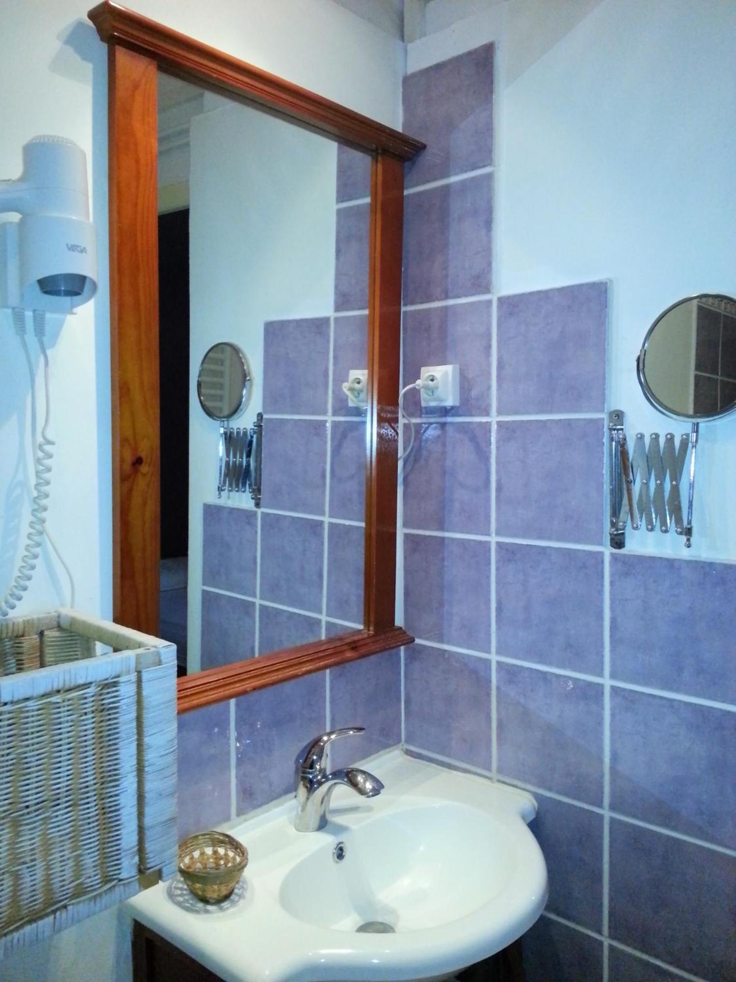 Auberge Cocagne Aveze  Phòng bức ảnh