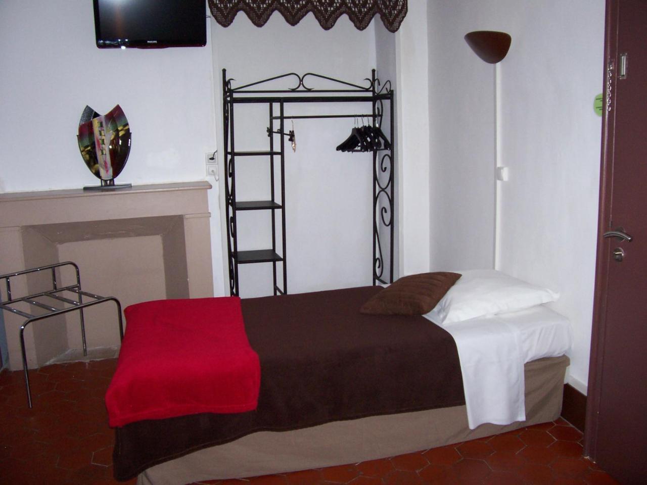 Auberge Cocagne Aveze  Ngoại thất bức ảnh