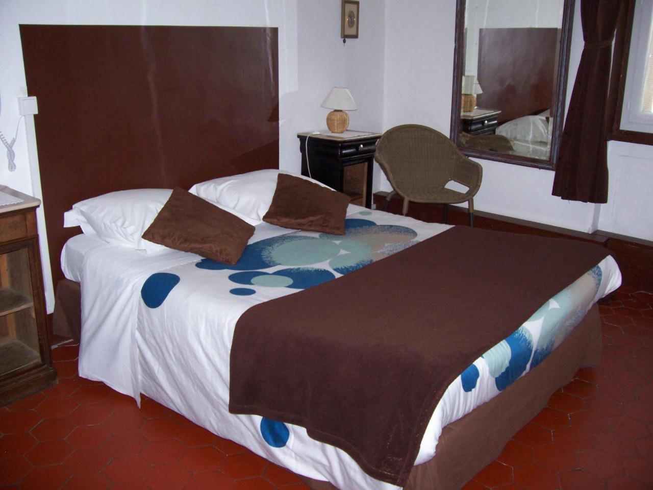Auberge Cocagne Aveze  Ngoại thất bức ảnh